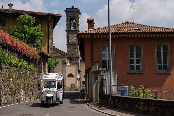 Tuk Tuk tour in Bergamo, Città Alta and the ancient Venetian walls - From the Sentierone to Bergamo’s Civic Center