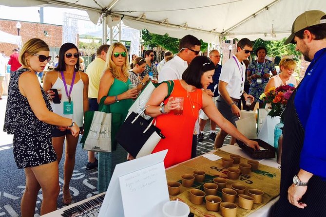 Undiscovered Charleston: Half Day Food, Wine & History Tour with Cooking Class - The stories behind Lowcountry cooking