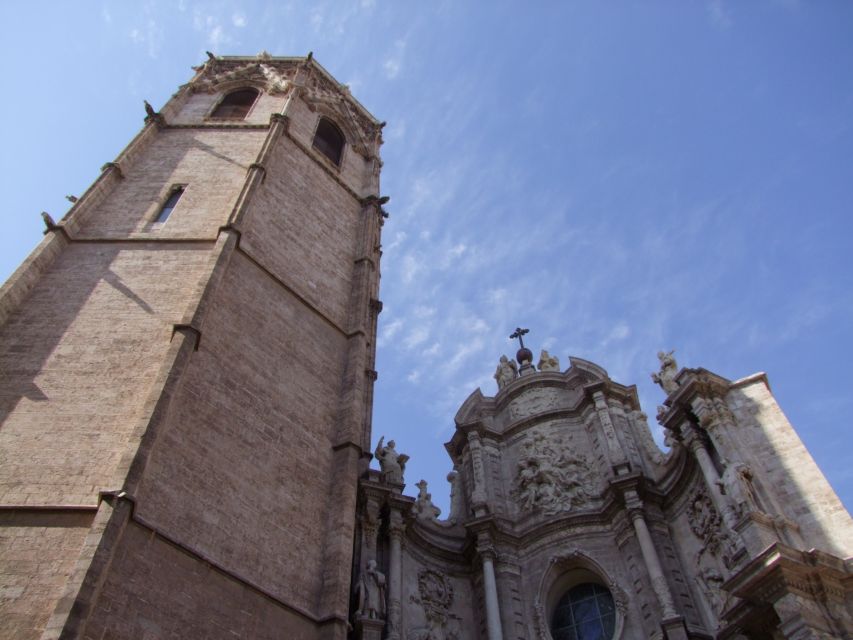 Valencia: Historical Walking Tour - Ciutat Vella connects the major sights
