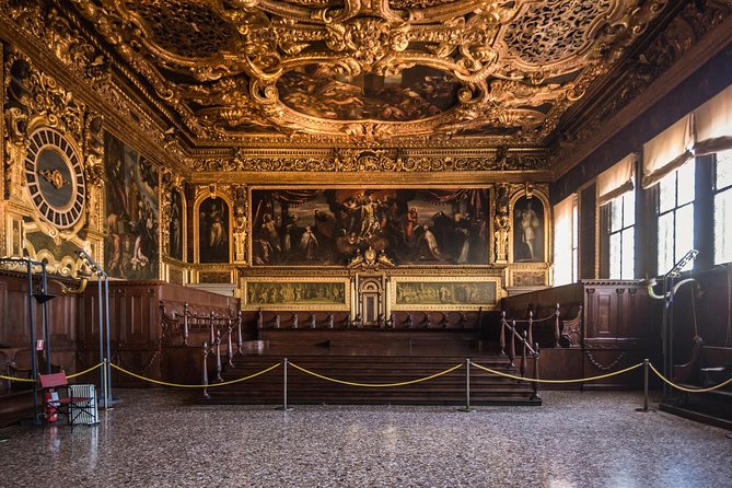 Venice's Best: Basilica, Doge's Palace, Gondola & History Gallery - What this Venice tour is really trying to do