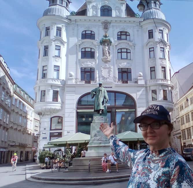 Vienna: historical tours with locals in the unknown City, - The finish near Lugeck, Neuer Markt, or Café Central