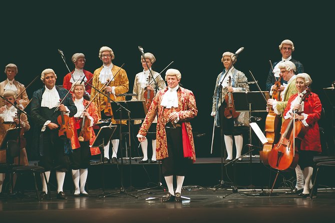 Vienna Mozart Concert in Historical Costumes at the Musikverein - Mozart in the Musikverein at 8:15 pm