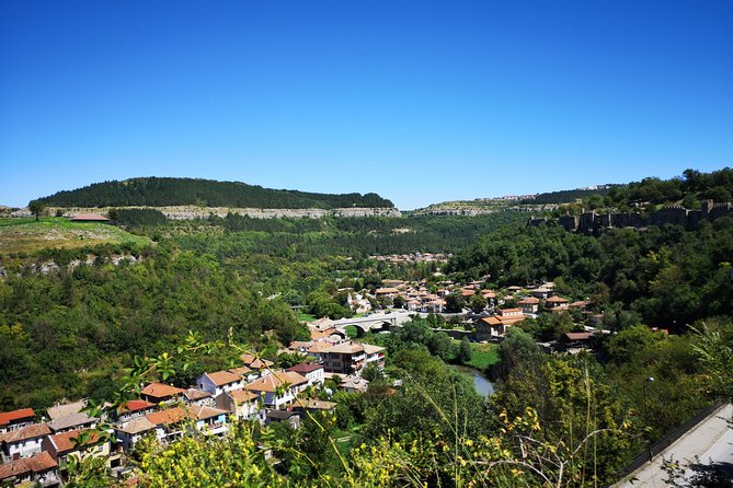 Visit Bulgaria - Veliko Tarnovo Medieval Fortress - Private tour from Bucharest - Samovodska Charshiya: crafts, old houses, and a softer finish