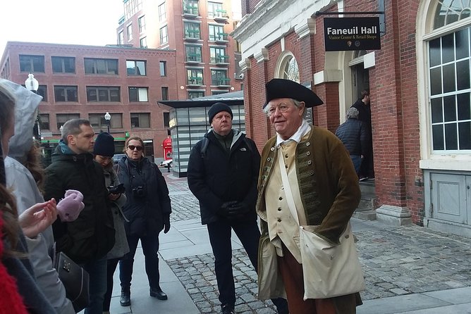 Walk the Historic Freedom Trail with Costumed Guide - Why this short Freedom Trail walk works