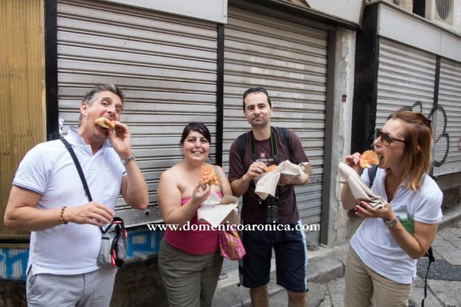 Walking Tour and street food Tour Palermo / History and Food - Quattro Canti gives you the right starting point