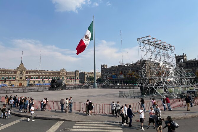 Walking Tour in Mexico City for Exploring their Cultural Heritage - The Guides Make or Break the Morning