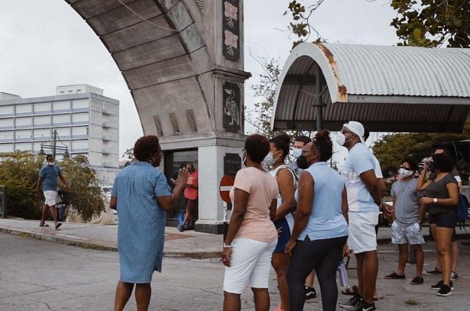 Walking Tour of Historic Bridgetown - Why the guide can make or break this tour