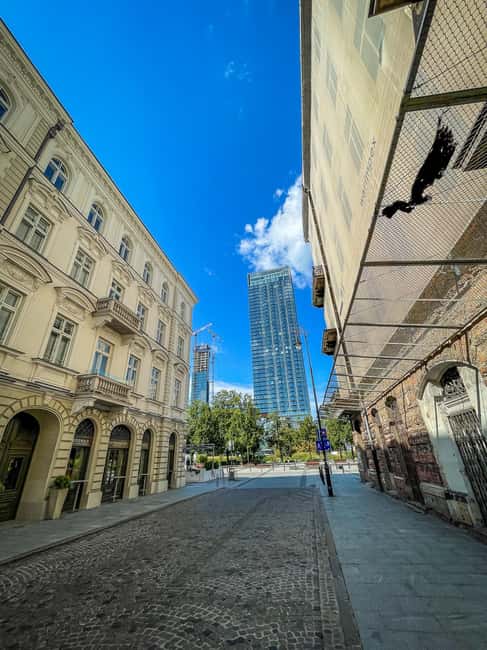 Warsaw: Jewish History Guided Walking Tour in English - Waliców Street, the ghetto border, and wartime resistance