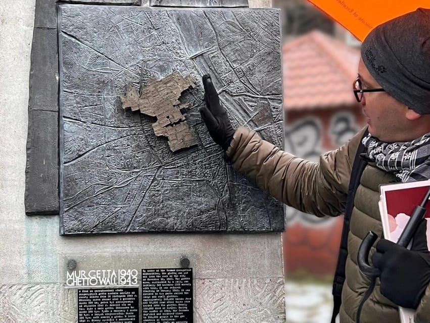 World War 2 in Warsaw walking tour in English - The former Adolf Hitler Square