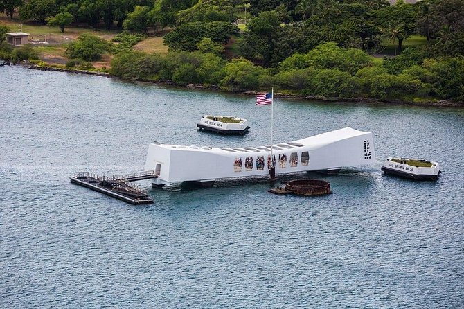 WWII Pearl Harbor Heroes Deluxe Tour - Making sense of the seven-hour Pearl Harbor block