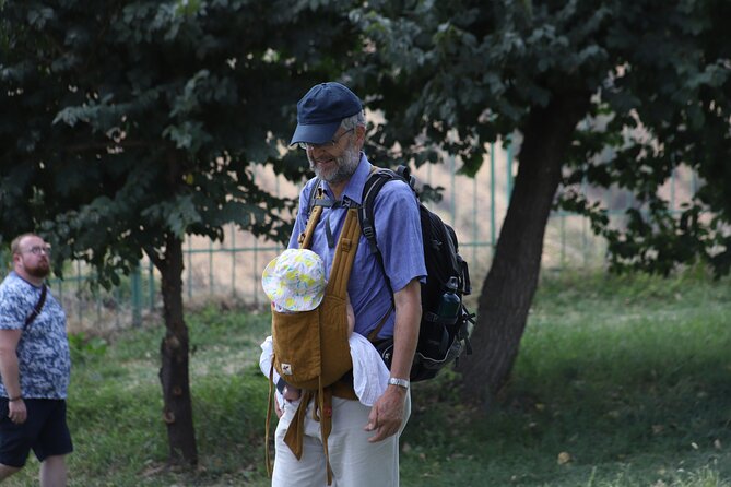 Yerevan: Garni, Geghard, Symphony of Stones & Lavash Baking - Charents Arch and the search for Mount Ararat